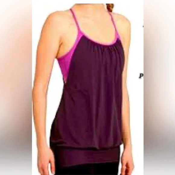 Bundle of two Lululemon No Limits Tanks - Picture 5 of 5